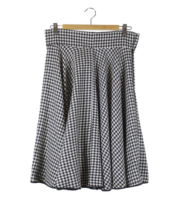 Vintage Black and White Houndstooth Check Circle Skirt