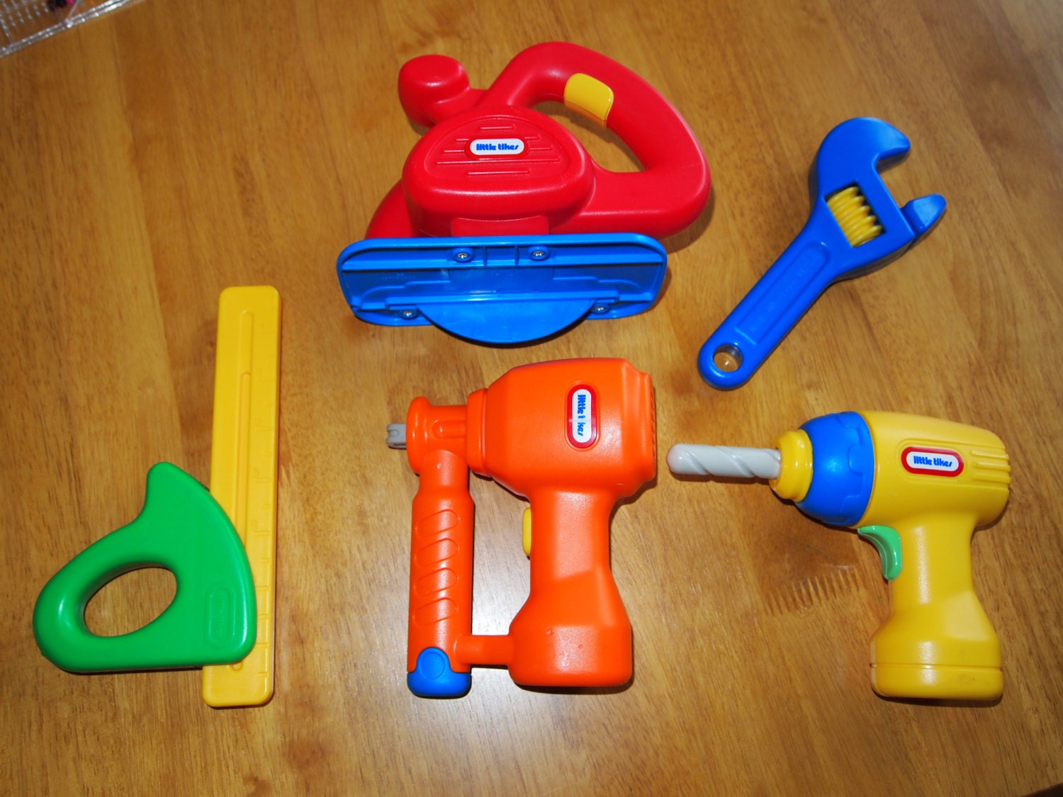 little tikes tool set