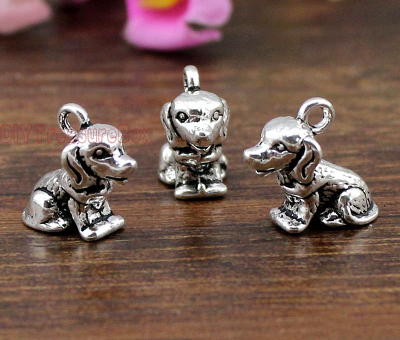 15pcs-- Tiny Dog Charms Antique Tibetan Silver Tone 3D Dog Charm pendants ,DIY Supplies 13x10mm