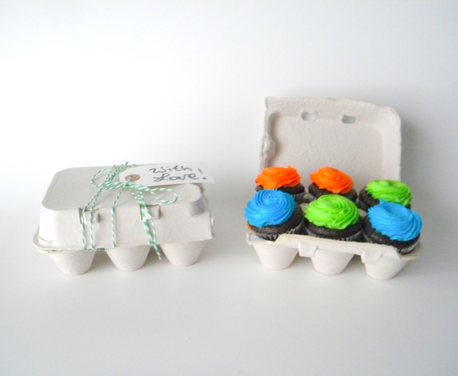 10 Recycled Paper Pulp Egg Cartons Light Grey by CMWrapNShipSupply