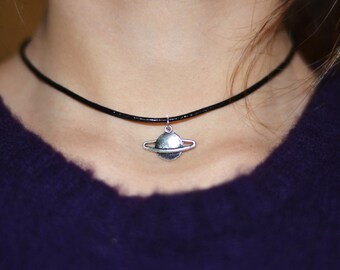 Planet Saturn Choker Necklace -90's Grunge Necklace - Chokers
