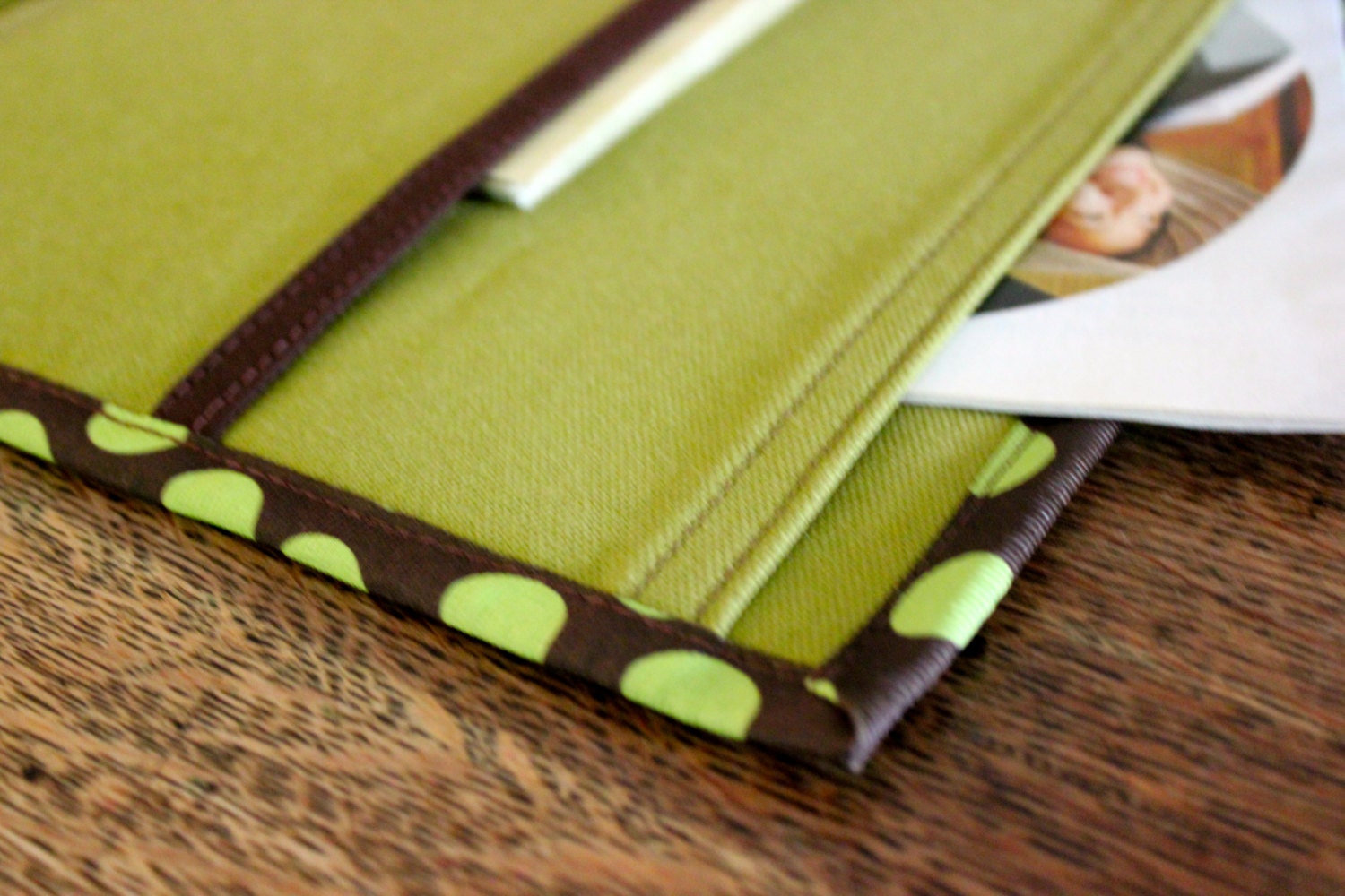 Magazine and Book Folder Service Book Bag Organizer Green