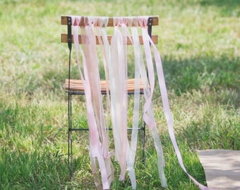 décoration de chaise ruban rose pour mariage, ribbon wedding chair decoration