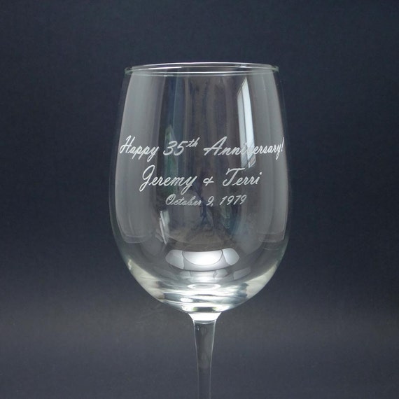 personalized-engraved-happy-anniversary-wine-glasses-set-of