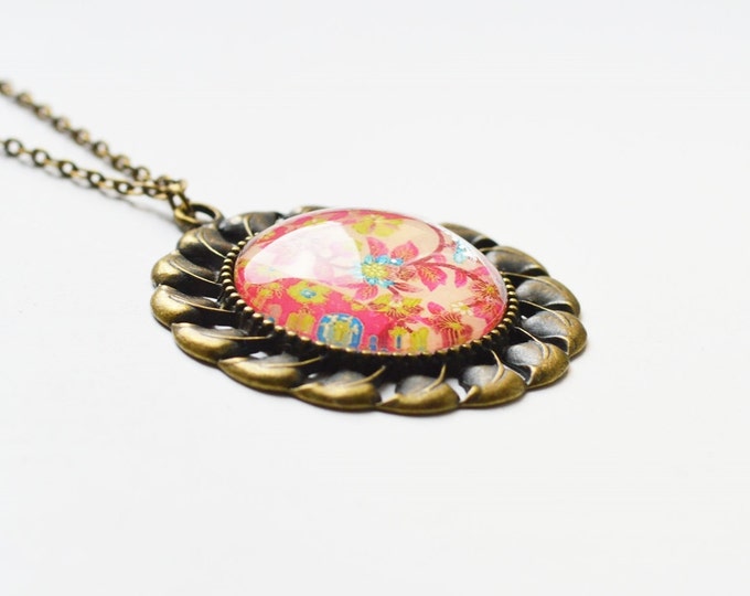 FLORAL MOTIFS Round pendant metal brass with flowers under glass