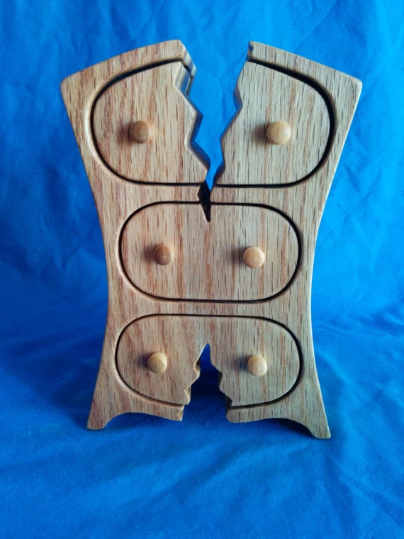 Two cracks bandsaw box by RoysBox on Etsy