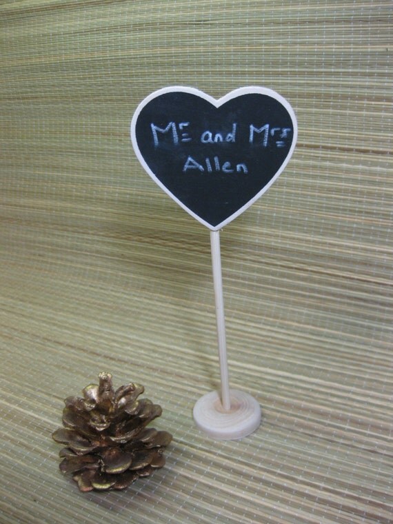 Items similar to Set of 5 Mini Chalkboard Stands,Heart shape,Table Numbers,Name Tags,Black