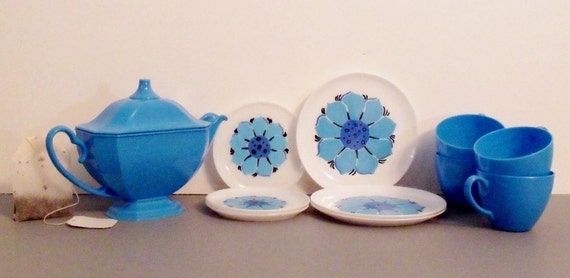 blue toy tea set