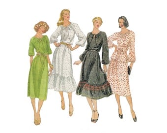 1970s Peasant Blouse and Skirt Pattern Raglan Sleeve Keyhole Neckline Top and Ruffle Skirt Butterick 5977 Bust 31 Vintage Sewing Pattern