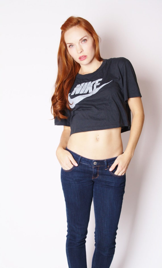 t shirt cropped nike