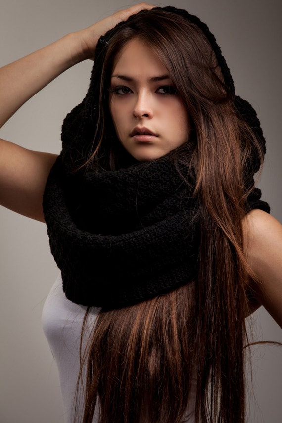 hooded  scarf il_570xN.527549056_c0p8.jpg detachable