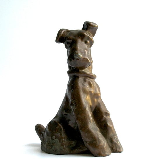 airedale terrier sculpture