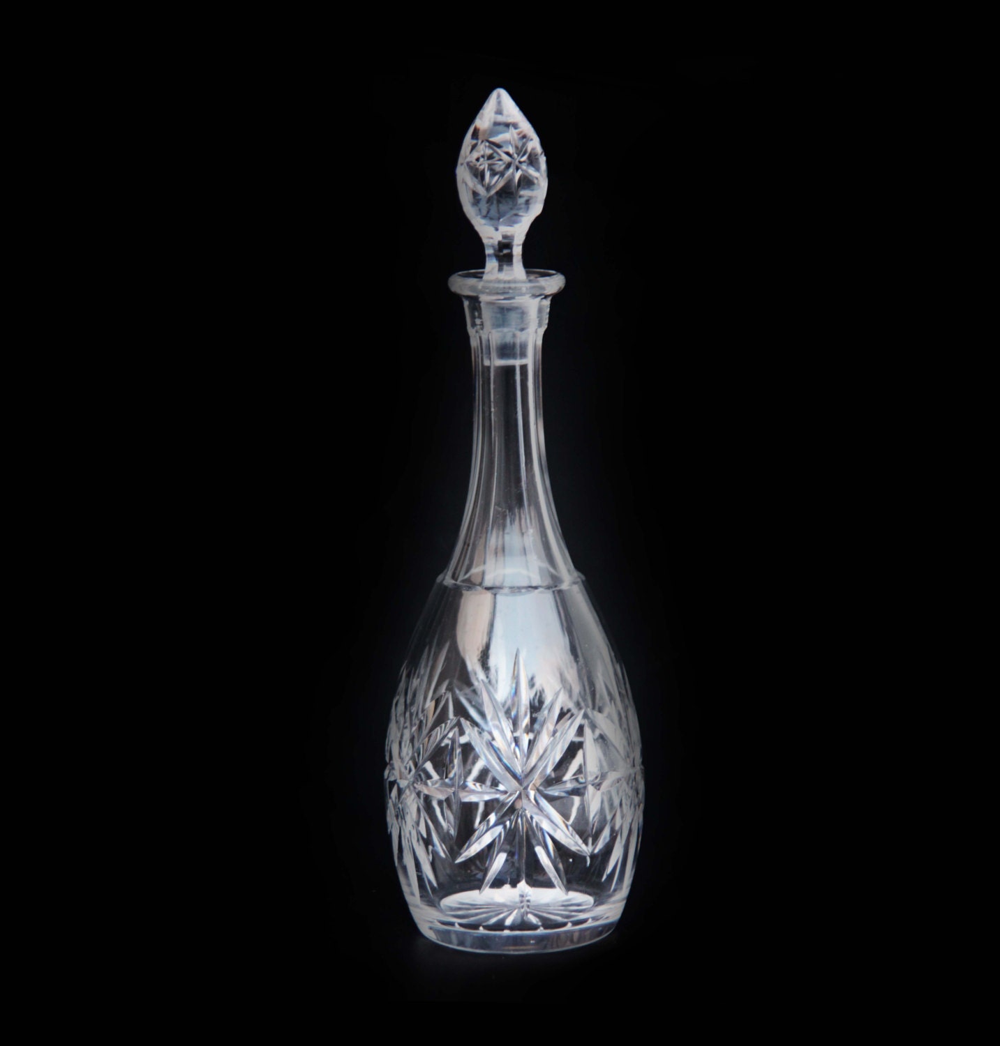 Starburst Liquor Decanter Cut Lead Crystal Vodka Scotch Brandy