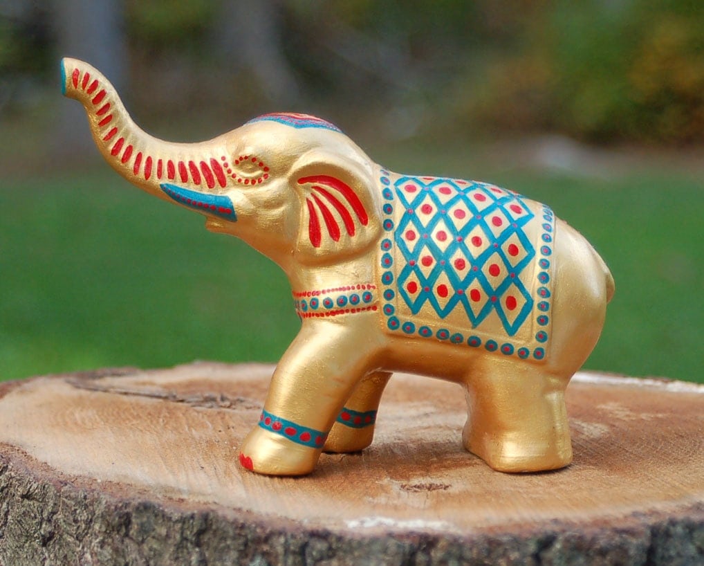 painted elephant figurines