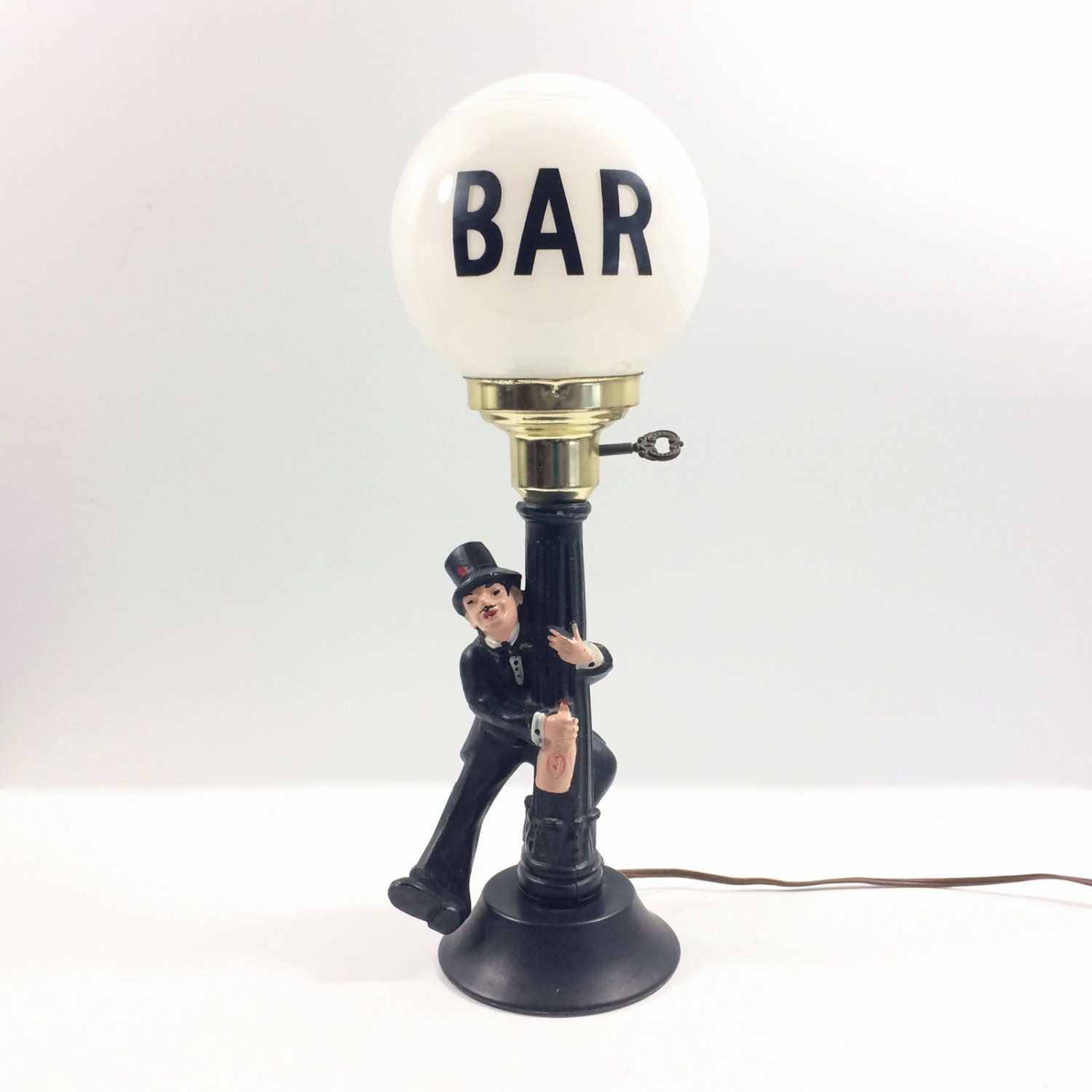 Charlie chaplin bar lamp