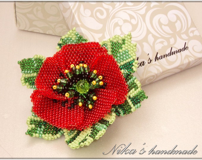 Red poppy shaped flower brooch made of Czech beads - imitation jewelry gift idea - seed bead floral brooch - poppy pin