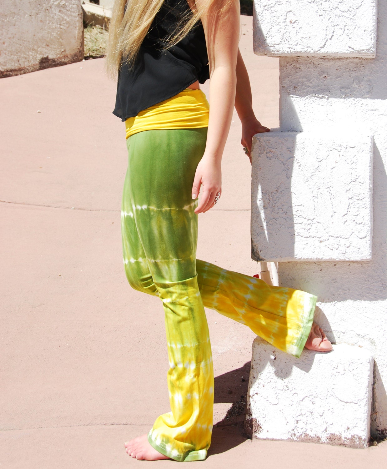 neon green yoga pants