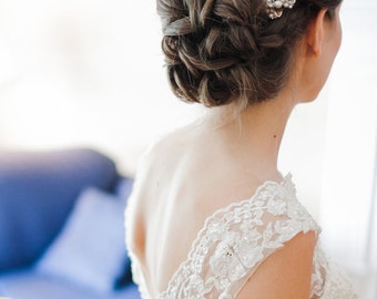 Crystal and Pearl Bridal Hair Comb, Vintage Style Wedding Hair Comb, Silver Bow Bridal Hair Comb, Bridal Wedding Hair Accessories, CADENCE