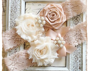Bridal Garter Set, Wedding Garter Set, Lace Garters, Vintage Garter Set, Lace Garter Set - Blush Lace, Cream and Blush Flowers