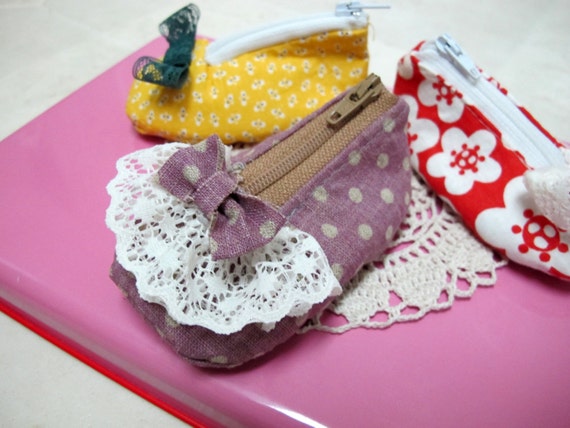 PDF Sewing Pattern Cute Baby Shoe Zippered Coin Purse with Bow