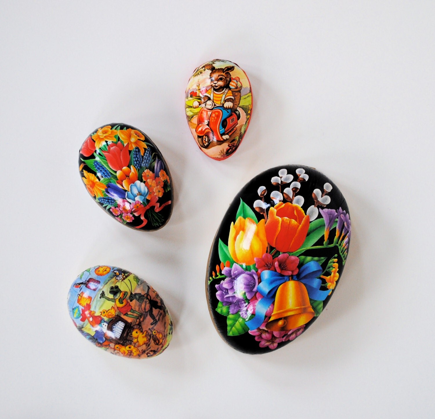 vintage paper mache easter egg boxes by daisychainvintage on Etsy