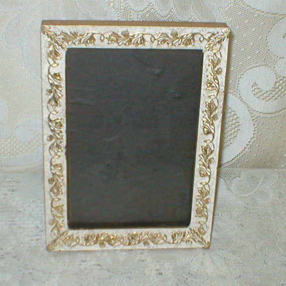 Picture Frame White Gold Metal 5X7 Vintage by vintagegifts on Etsy