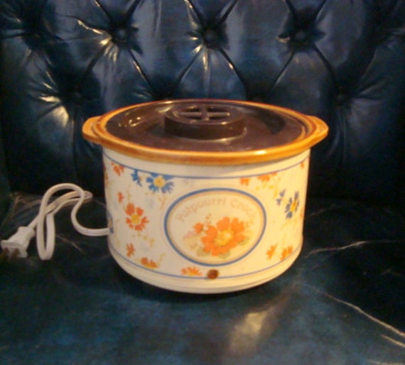 Vintage 1980s Rival Potpourri Crock Simmering Pot