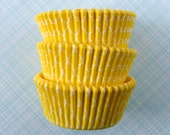 Yellow QUATREFOIL Cupcake Liners, Wedding Cupcake Liners, Clover Print Cupcake Liners, Designer Cupcake Liners (50) Il_170x135