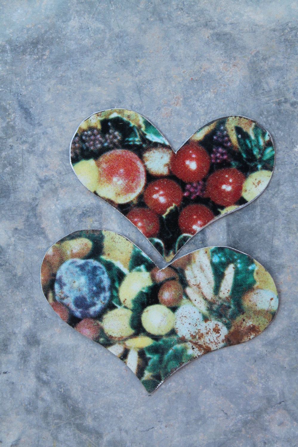 2 small tin hearts cut from a Christmas fruitcake tin