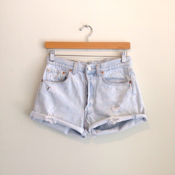 vintage levis high waisted denim shorts