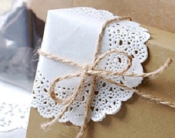 50 Romantic Ivy Lace Paper Doilies (4.5in)