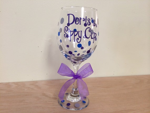Personalized Wine glass Extra large 20 oz name and polka