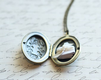 Locket Necklace, Personalized Locket, Photo Locket, Bridesmaid Locket, Bridesmaid Jewelry, Secret Note, Bridal Locket, Remembrance Locket