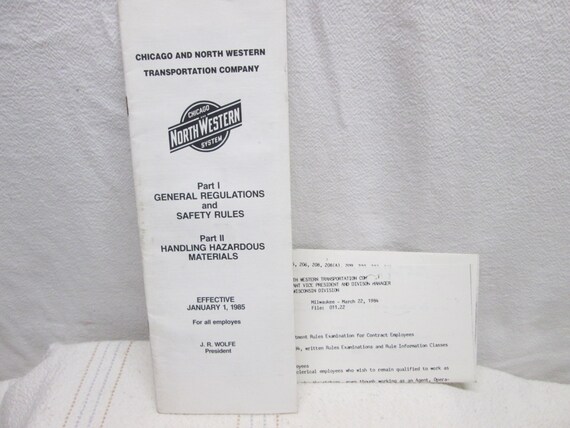 Chicago and North Western Railway rules and regulations Book 1985