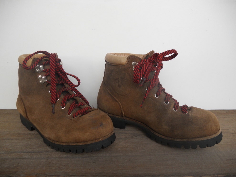 Mountaineering Boots: Italian Made Mountaineering Boots