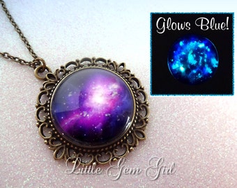 Purple Galaxy Necklace Glow in the Dark Jewelry Space Nebula - Vintage Style Pendant Necklace - Galaxy Jewelry Sci Fi Necklace