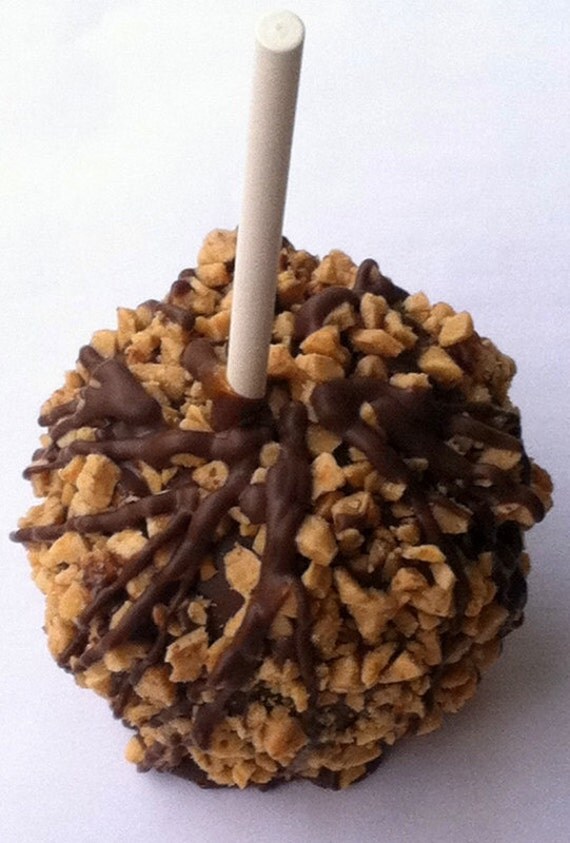 Gourmet Caramel Apples with crunchy toffee bits