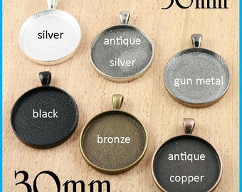 100 SETS Pendant Trays AND Glass, 30mm - Silver, Antique Copper, Bronze, Black. Bezels for Keyrings. Optional Photo Seals 100 or 200