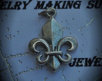 Fleur De Lis Sterling Silver Plated Charm