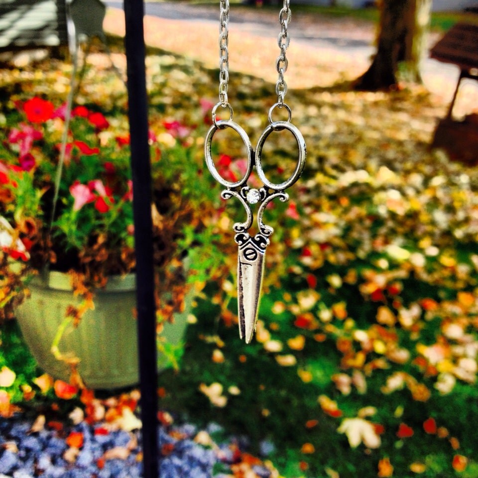 Beautician gift Silver Scissor shears Necklace with matching