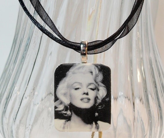 Items Similar To Marilyn Monroe Necklace Marilyn Monroe Pendant Marilyn Monroe Image Jewelry 7631