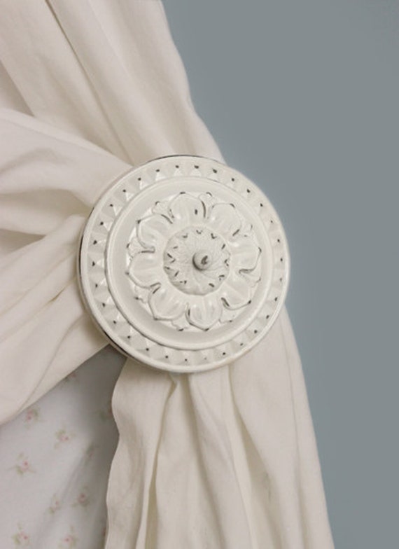 Curtain tiebacks Set of two Medallion Curtain by