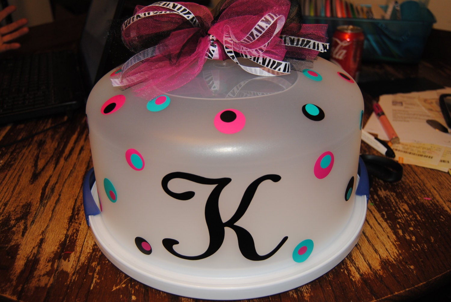 Personalized Custom Cake Carrier/Saver by katiebugsgiftsGA on Etsy