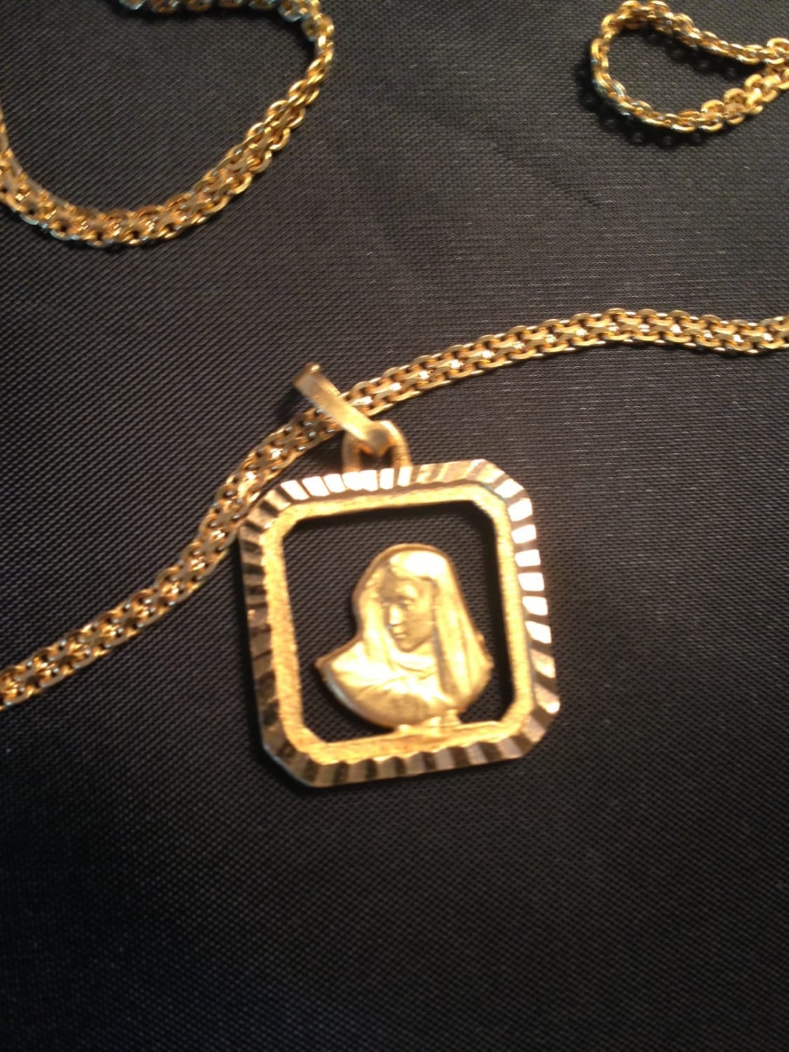 Vintage 21k Solid Gold Necklace religious symbol by TucksVintage