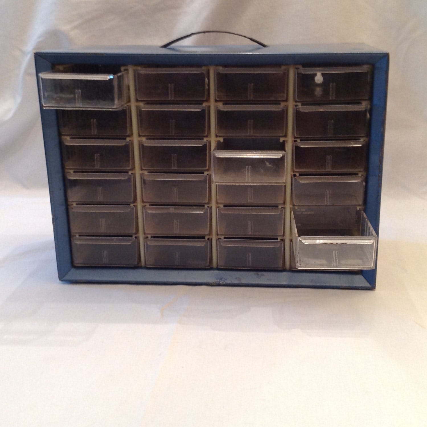 Akro Mils Metal Storage Box 24 Drawer Blue Metal