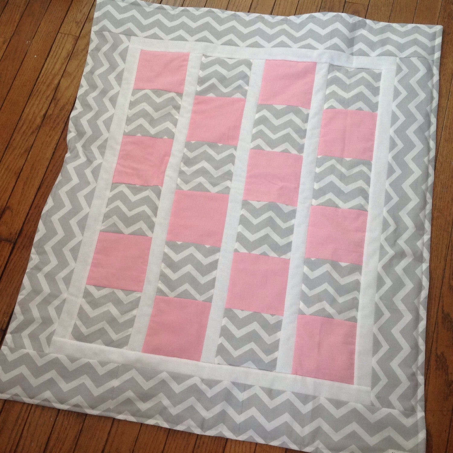 baby-girl-quilt-in-pink-gray-chevron