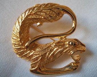 Vintage Unsigned Goldtone Chinese Dragon Brooch/Pin