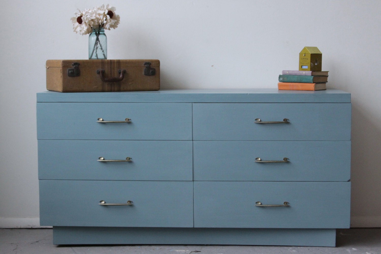 Beautiful Bedroom Dresser in Vintage Affliction
