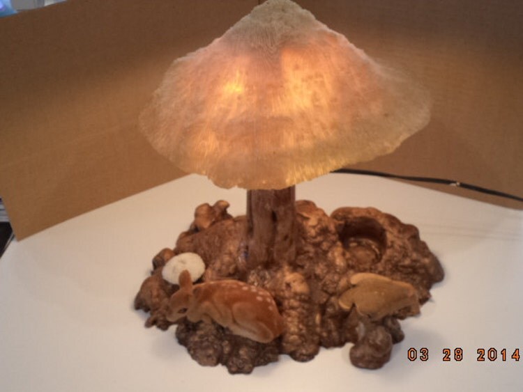 VINTAGE MAGIC MUSHROOM Company Oregon Coral Lamp by centsofwonder