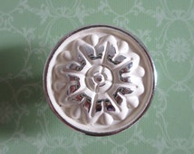 Beliebte Artikel für kommodengriffe auf Etsy